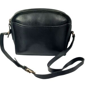 Vintage Coach Metropolis  9087 Black Leather Brass Crossbody  (Costa Rica)